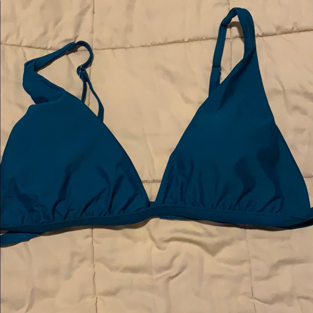 Bikini - Picture 4 of 5